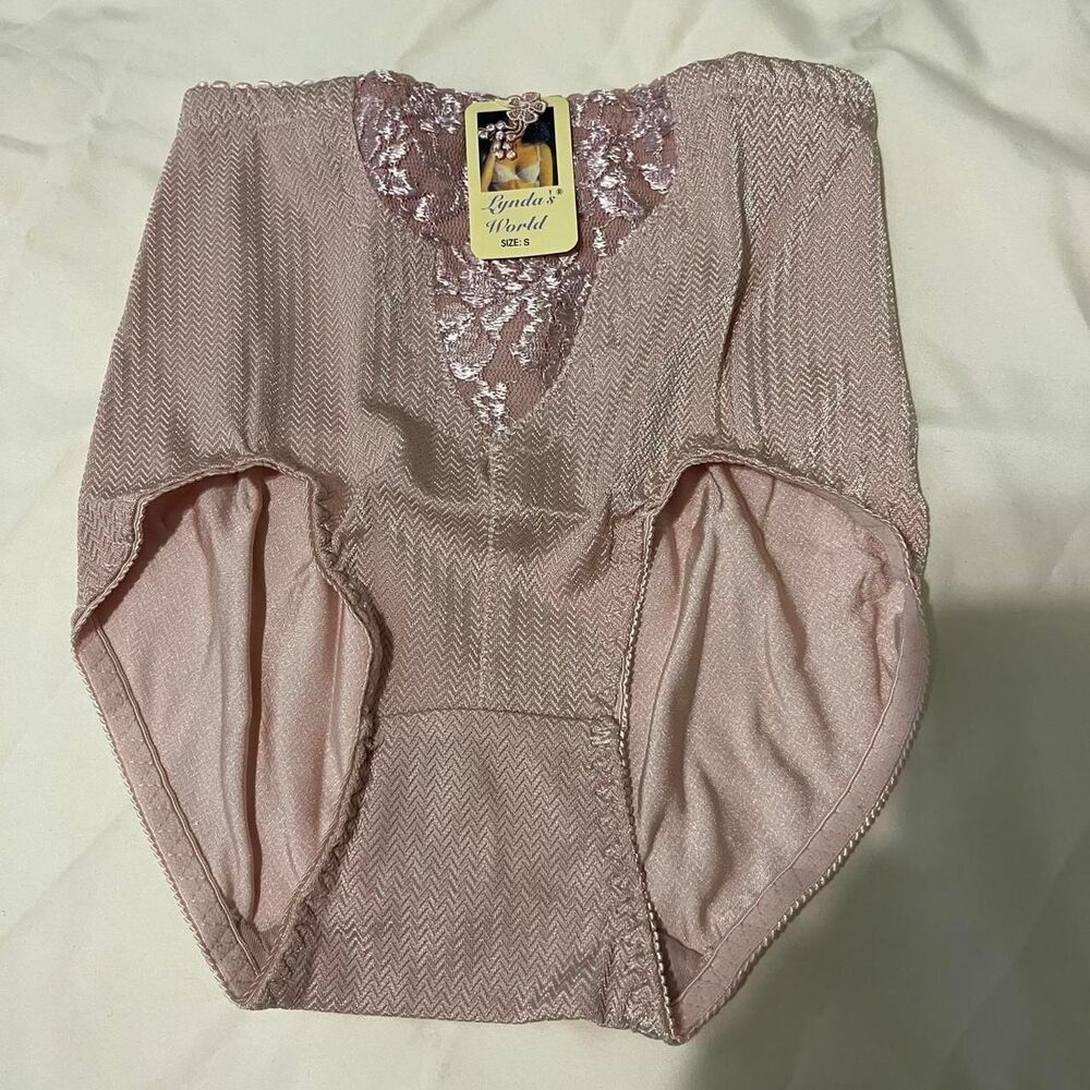 vintage Y2K 2000s pink high-waisted bikini panties size small NEW with tags